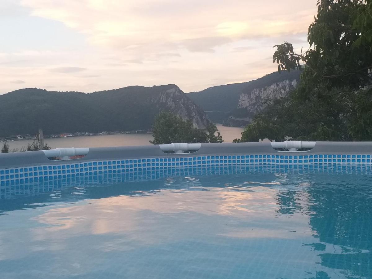 Casa De Vacanta Maga ドゥボバ エクステリア 写真